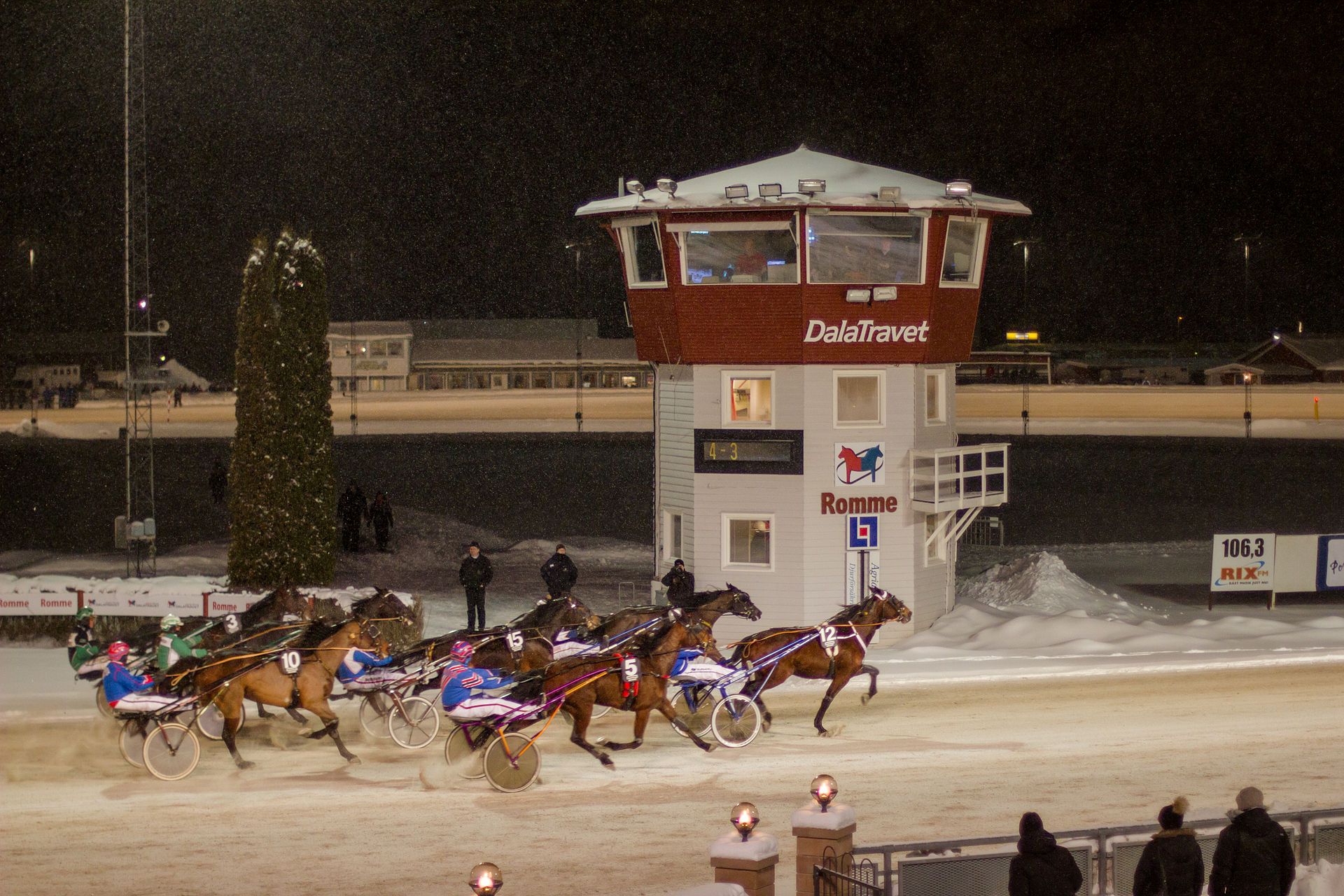 Fredagsmys med Sharps (V64 Romme 11/1)